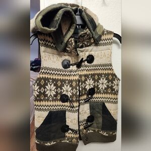 Green/White Vest w/ hood